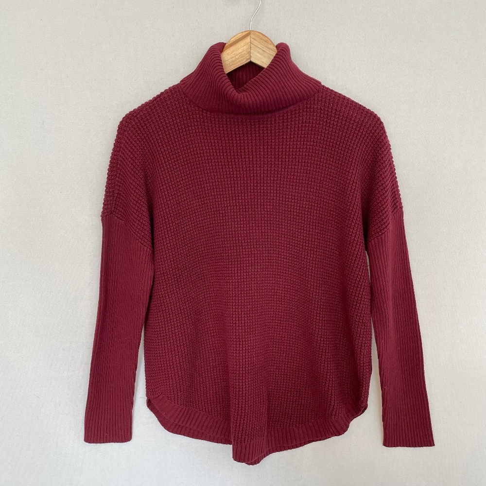 MICHAEL MICHAEL KORS Women’s Small Merlot Waffle Weave Knit Turtleneck Sweater